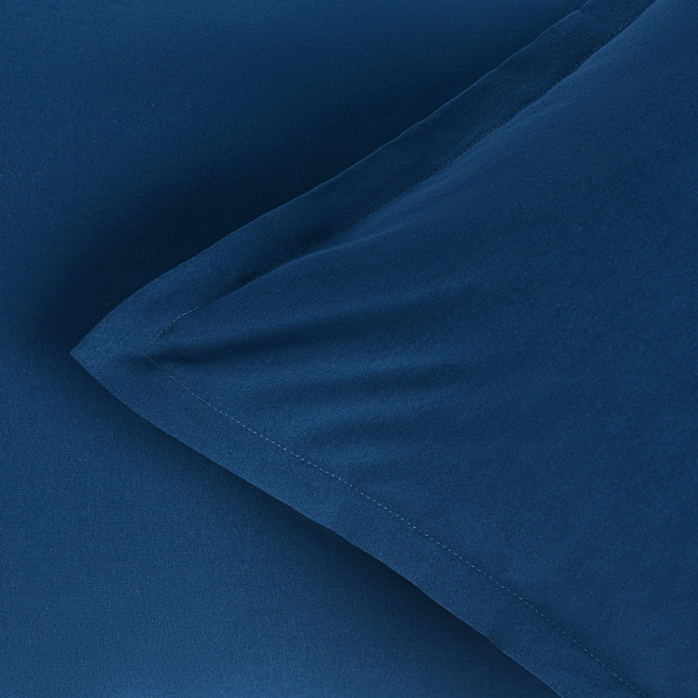 Роланд (синее) 195х215 Трикотажное одеяло 