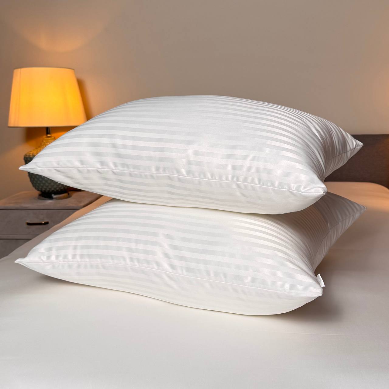 HORECA №2 Подушка 70х70 Микрофибра страйп 100% пэ