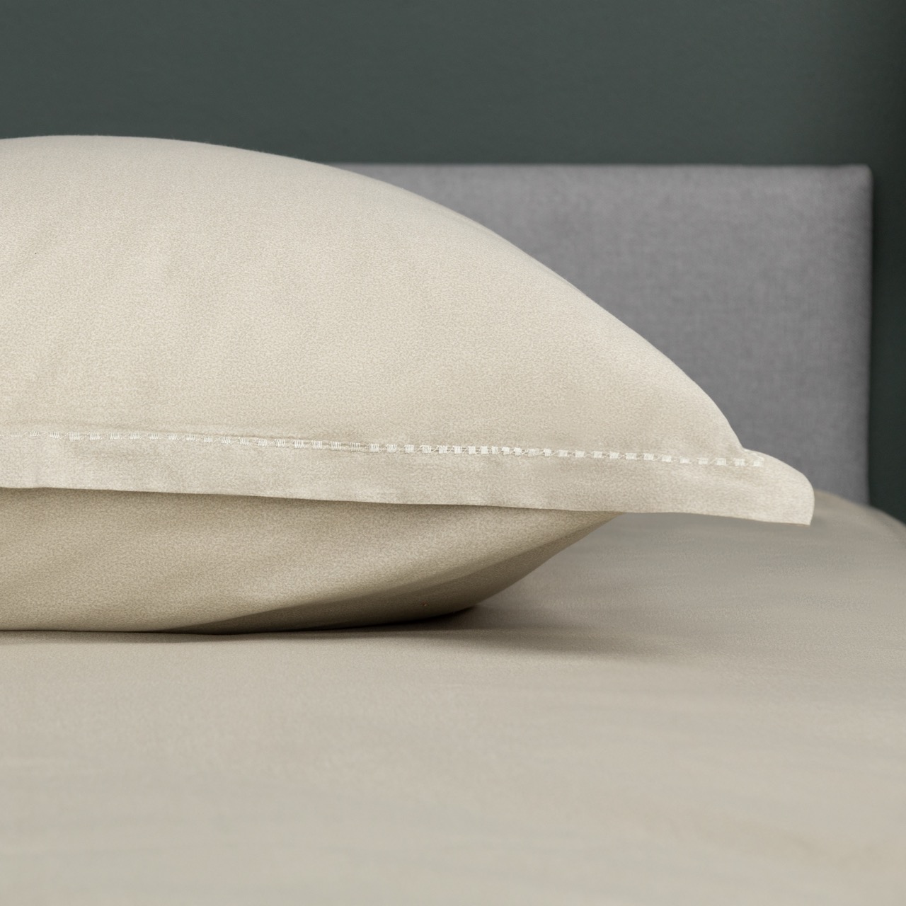 Эмелин КПБ сатин 1.6