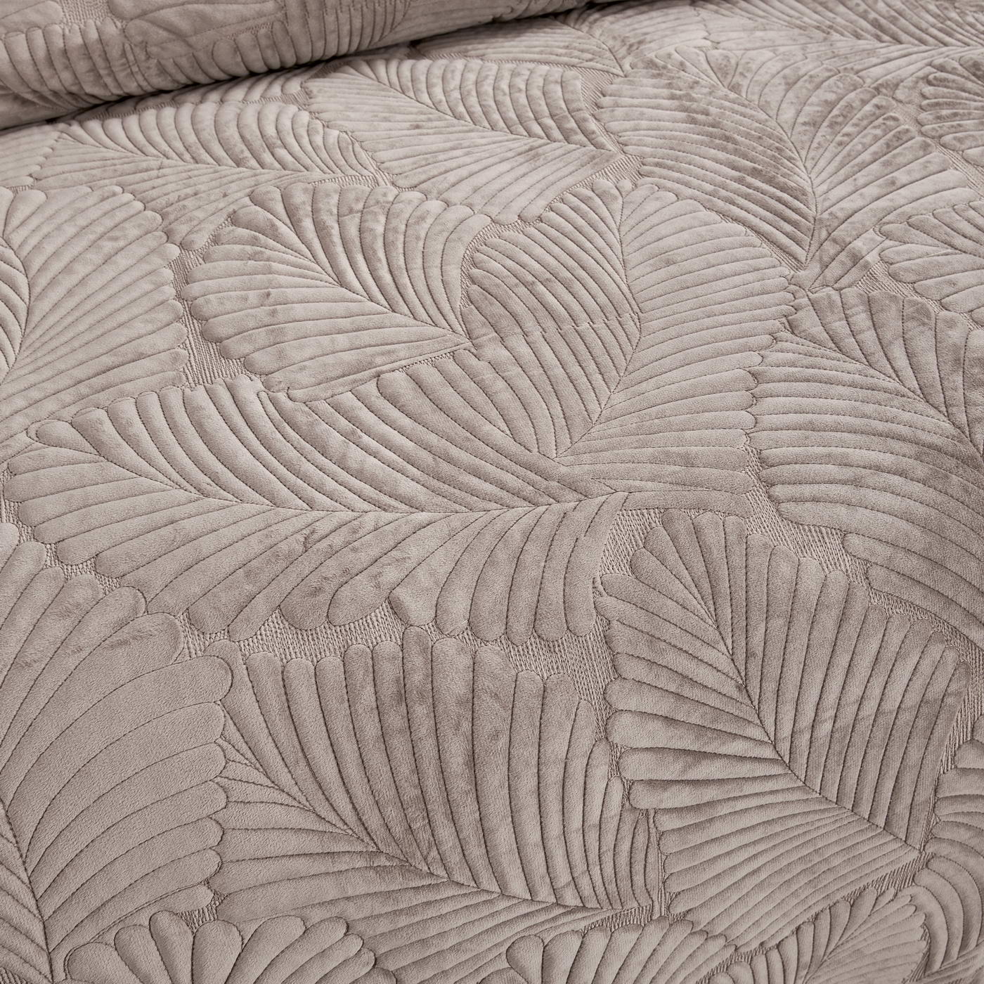 Ноэль (беж) Покрывало 240х260