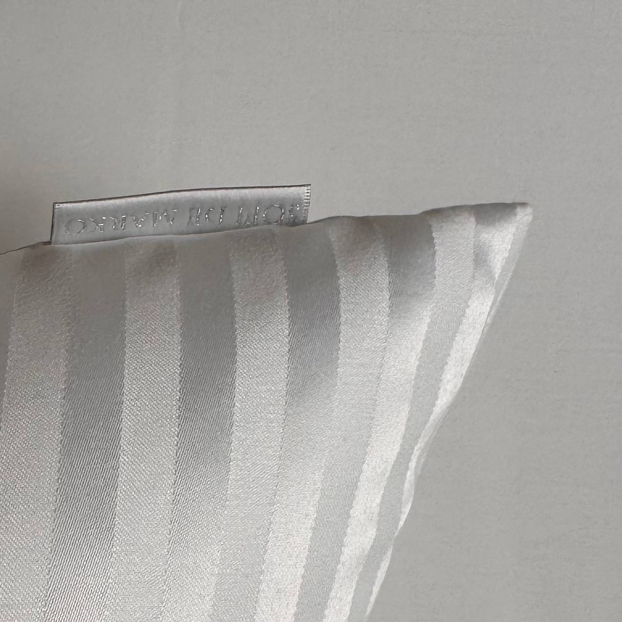 HORECA №2 Подушка 70х70 Микрофибра страйп 100% пэ