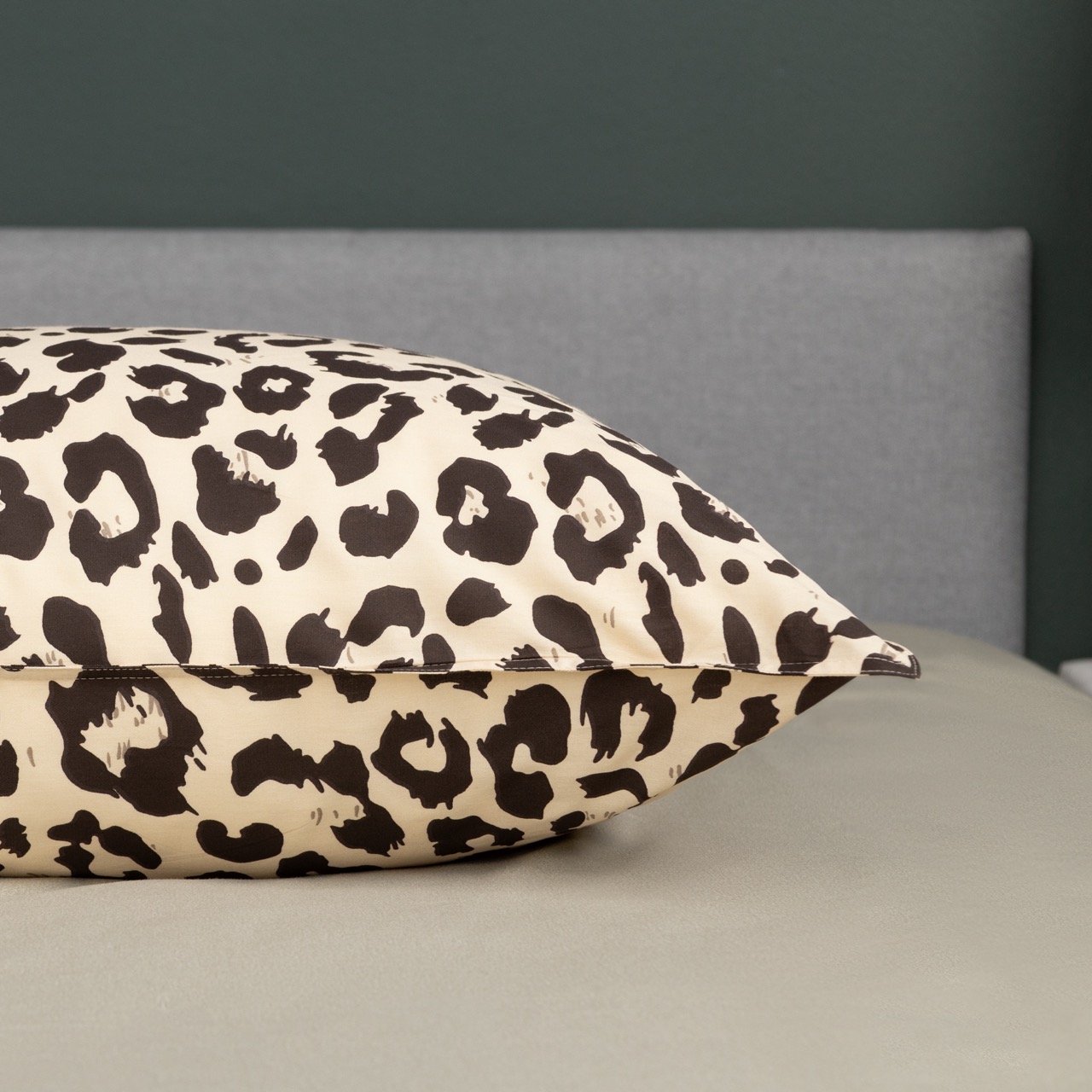 Эмелин КПБ сатин 1.6