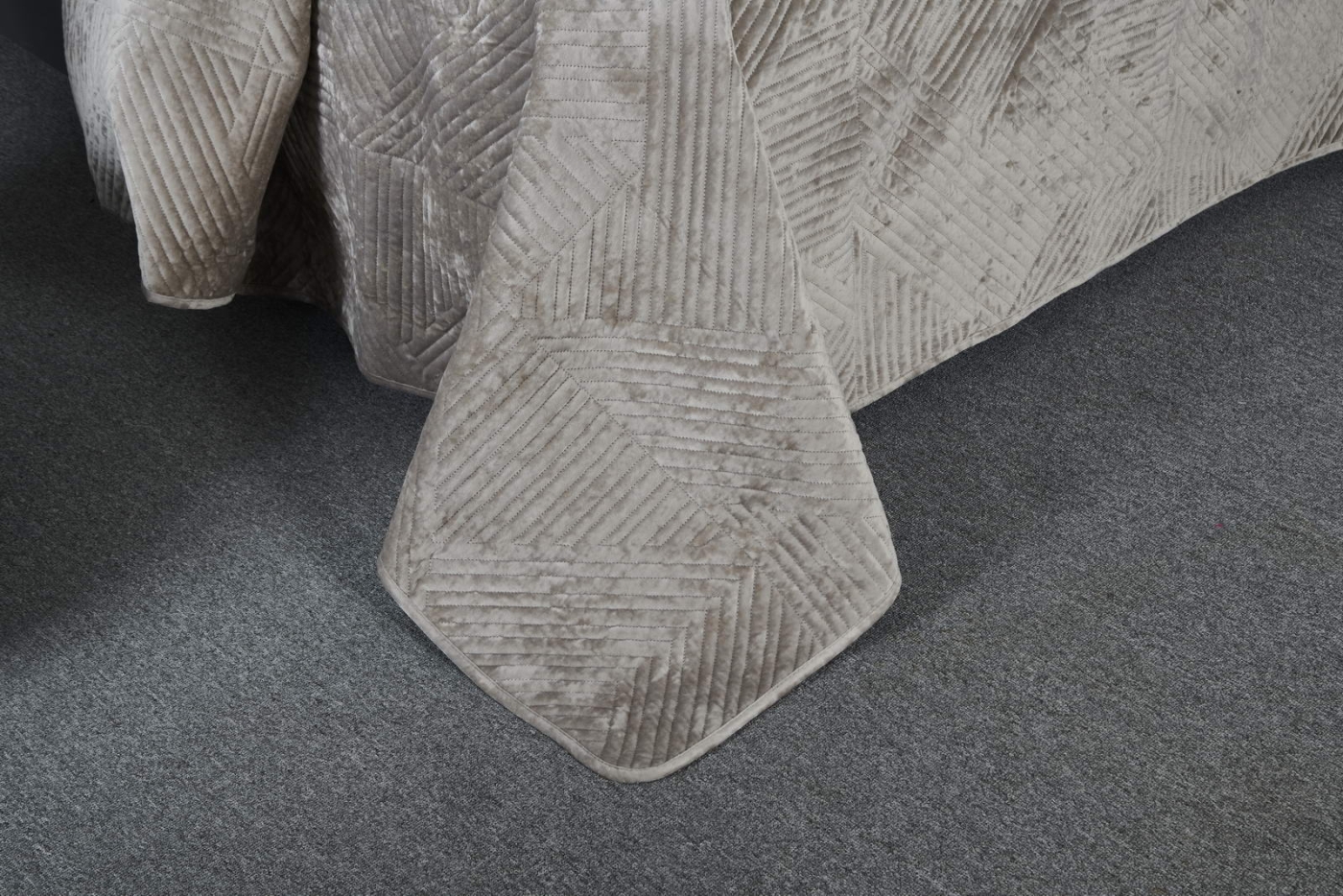 Патрисия (беж 1) Покрывало 160х220