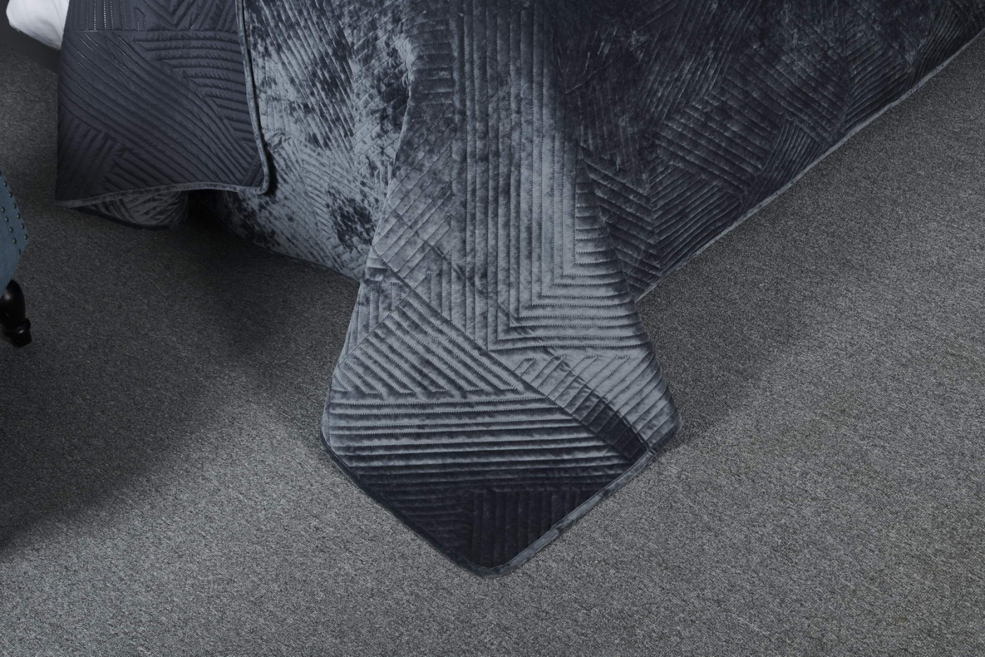 Патрисия (антрацит 1) Покрывало 240х260