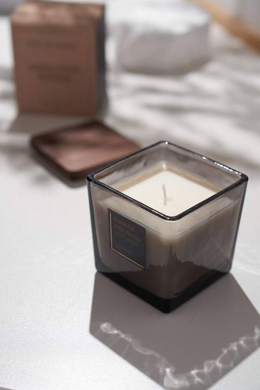 Ваниль и пачули (Vanilla Patchouli) Свеча Ароматическая (220гр)