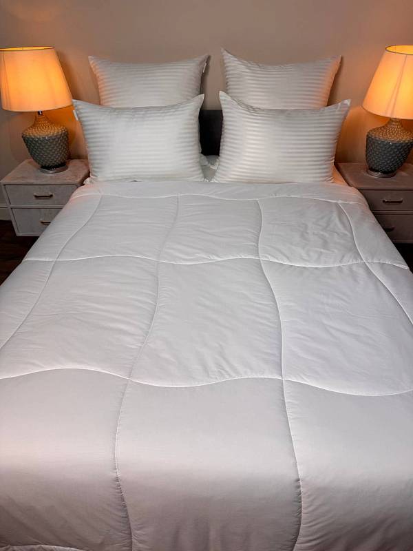 HORECA №1 Одеяло 155х215 Микрофибра (белая) 100% пэ