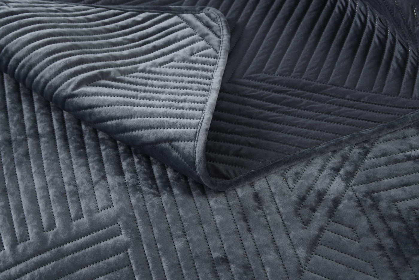 Патрисия (антрацит 1) Покрывало 240х260